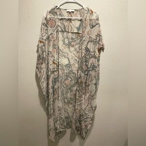 Olivaceous Marble Print Top in Pink and Gray